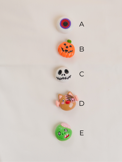 Button cover_Boo & Friends
